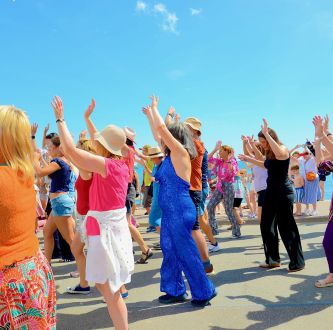 Dancers of Swanage Carnival come together in a huge flashmob